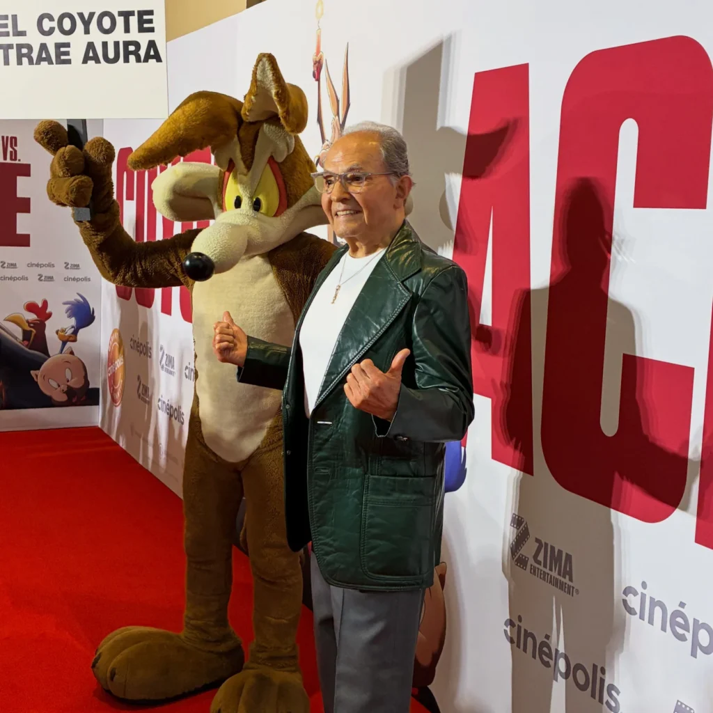 En la alfombra roja de Coyote vs ACME · 4